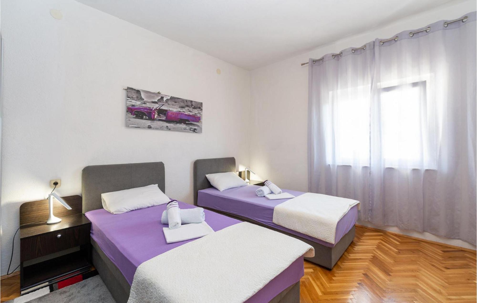 Lovely Apartment In Rovanjska With House Sea View Zewnętrze zdjęcie