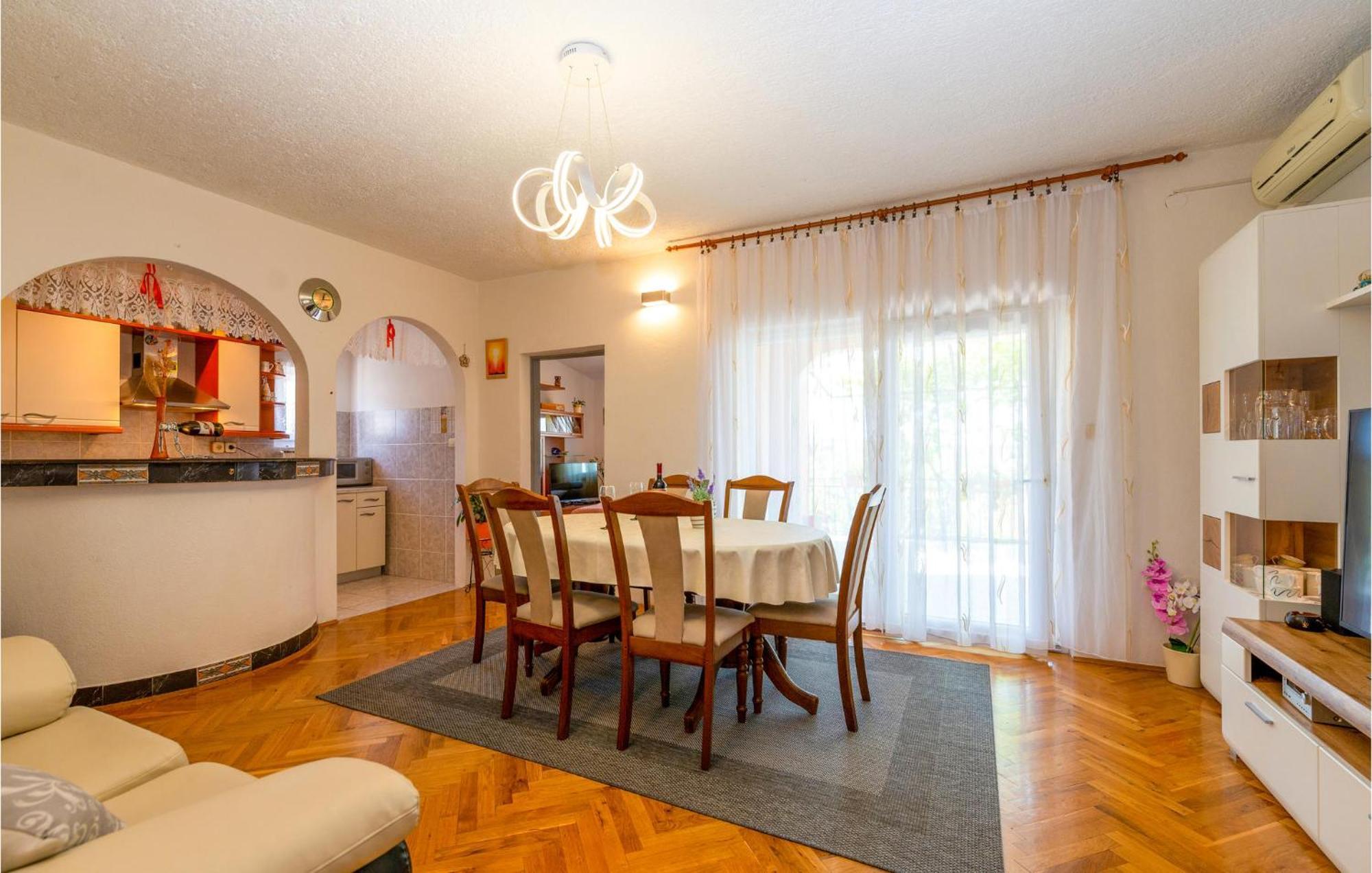 Lovely Apartment In Rovanjska With House Sea View Zewnętrze zdjęcie